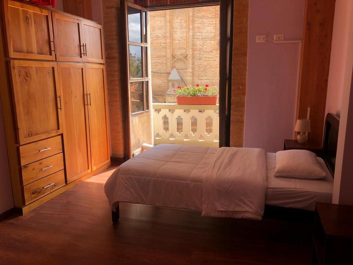 Flore Hotel Boutique Cuenca Zewnętrze zdjęcie