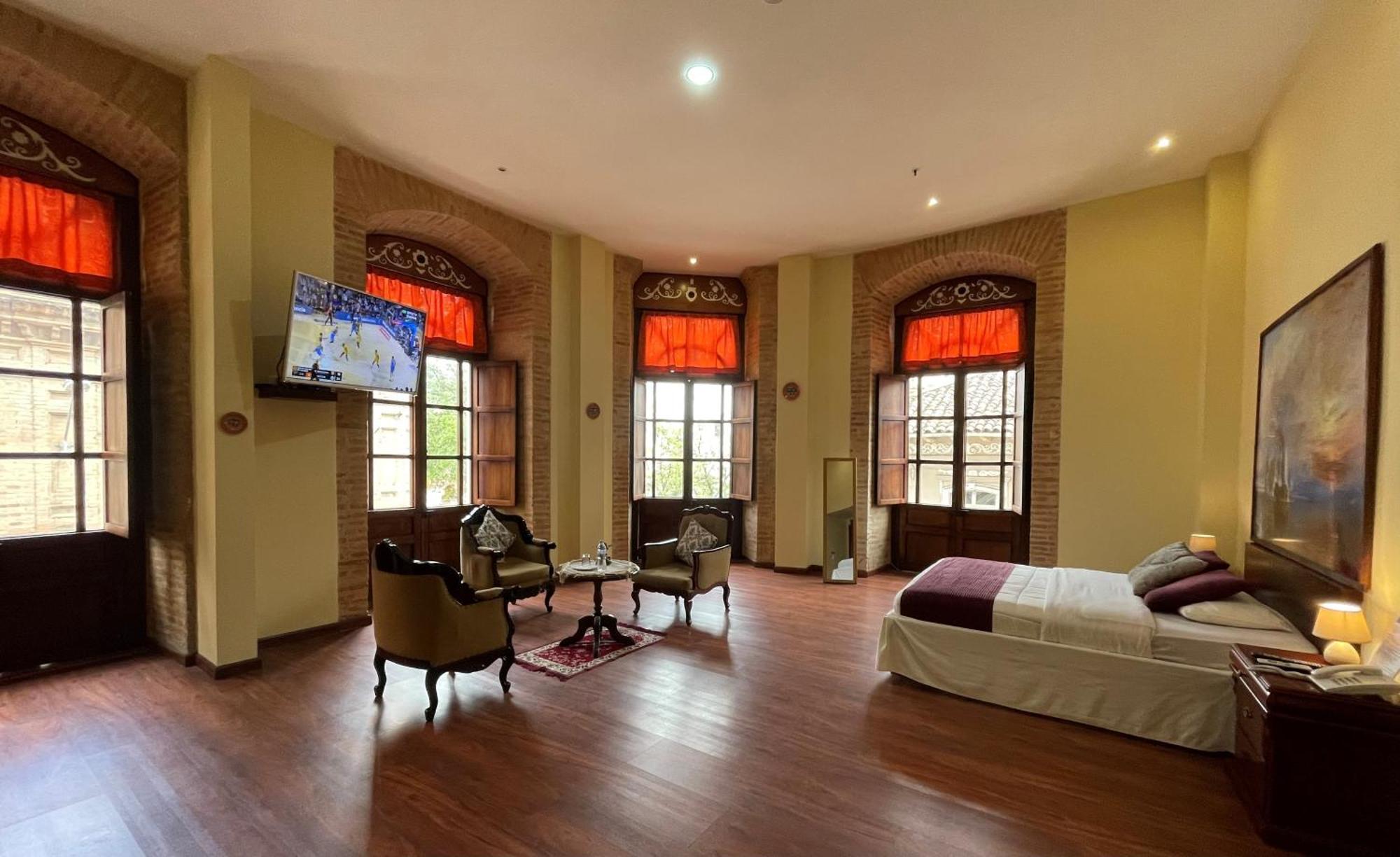Flore Hotel Boutique Cuenca Zewnętrze zdjęcie