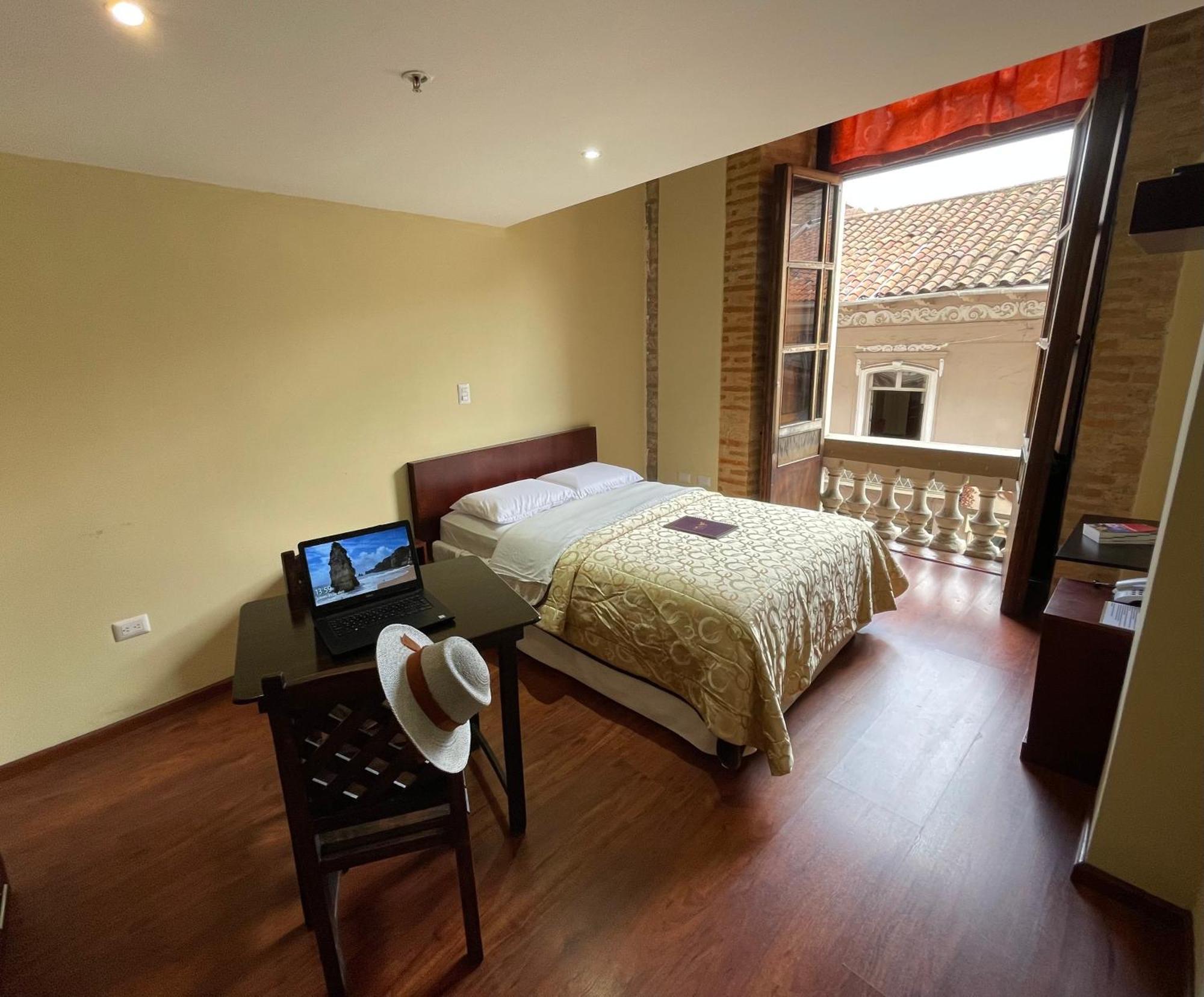 Flore Hotel Boutique Cuenca Zewnętrze zdjęcie